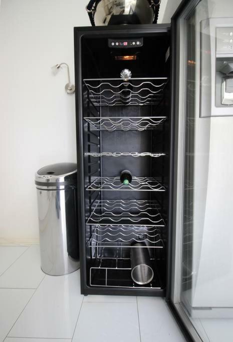 White Luxury Penthouse In City Centre أمستردام المظهر الخارجي الصورة